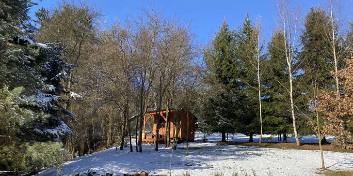 Tiny House s výhledem do krajiny Podkrkonoší i s možností využití koupacího sudu