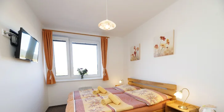 Příjemný penzion jen kousek od centra Krumlova: pokoj až pro 4, snídaně
