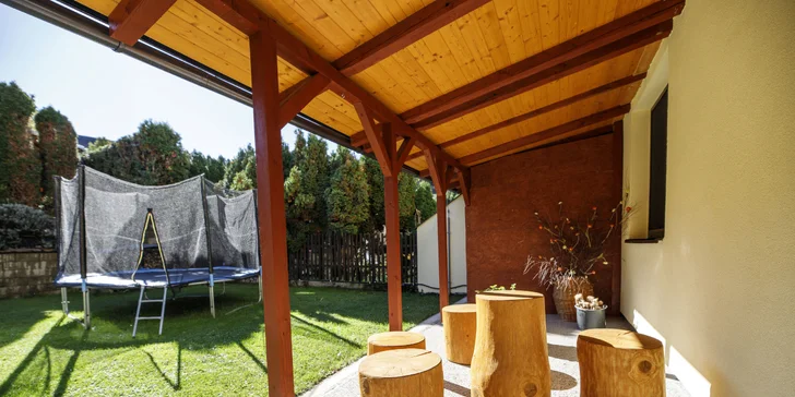 Příjemný penzion jen kousek od centra Krumlova: pokoj až pro 4, snídaně