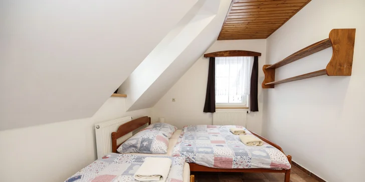 Pobyt v Jeseníkách pro pár i rodinu: snídaně, sauna i koupací sud