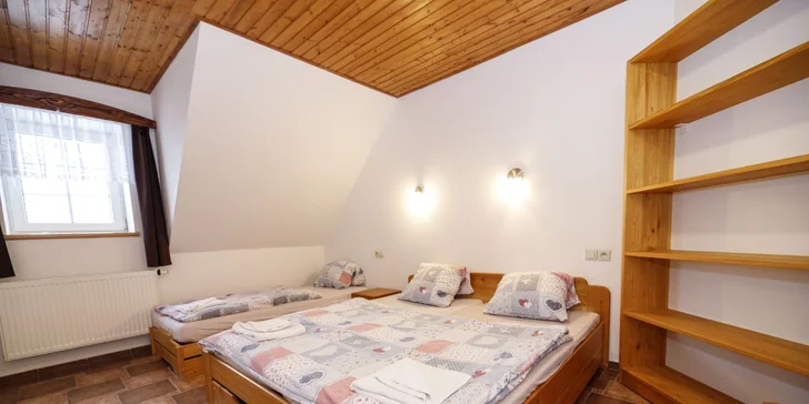 Pobyt v Jeseníkách pro pár i rodinu: snídaně, sauna i koupací sud