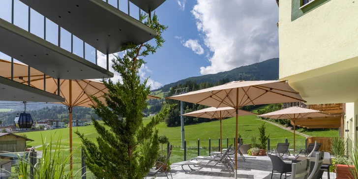 Dovolená v Zillertalu: hotel u lanovky, polopenze a neomezený wellness s výhledem