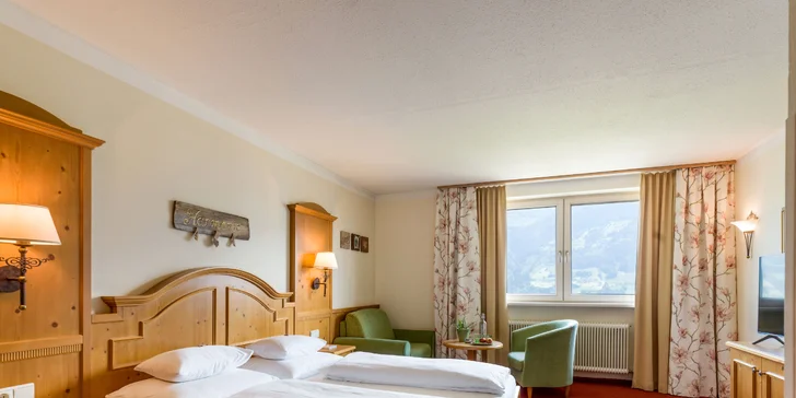 Dovolená v Zillertalu: hotel u lanovky, polopenze a neomezený wellness s výhledem