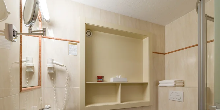 Dovolená v Zillertalu: hotel u lanovky, polopenze a neomezený wellness s výhledem