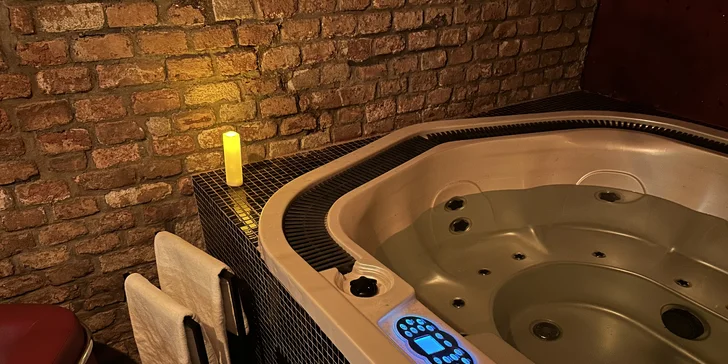 Pro maximální relaxaci: vstup do privátní sauny a vířivky na 30 i 60 minut