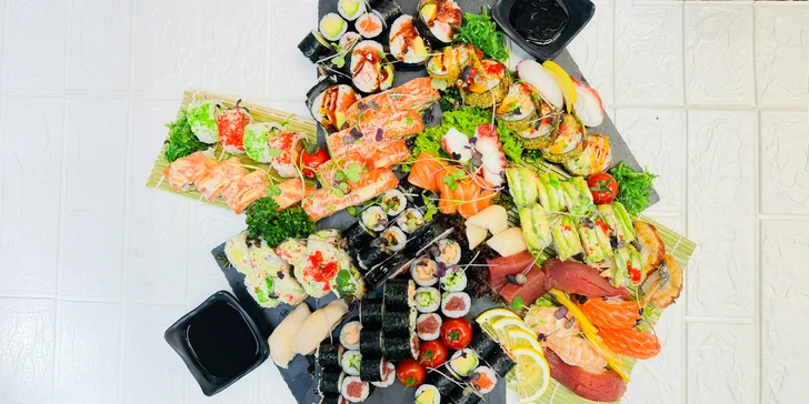 Sushi sety z tradiční vietnamské restaurace: 24–113 kousků