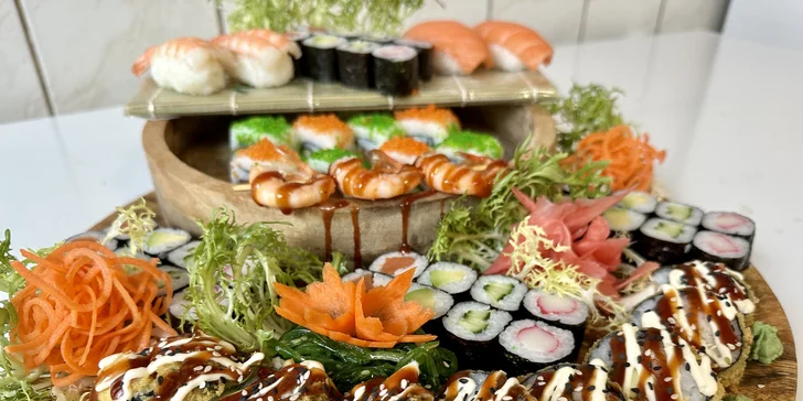 Sushi sety s 43, 52 nebo 55 kousky maki, nigiri i grilovaných rolek