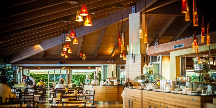 4* pobyt v Toskánsku: snídaně či polopenze, hotel 100 m od písečné pláže a v létě dětský miniclub