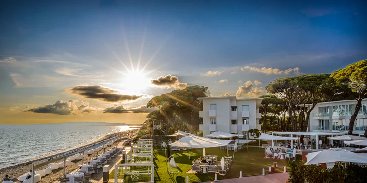 Luxusní dovolená v Toskánsku: 5* hotel přímo u pláže, snídaně nebo polopenze, animace