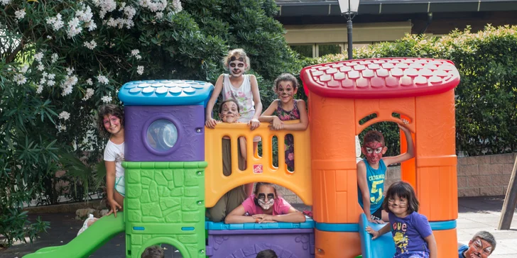 4* pobyt v Toskánsku: snídaně či polopenze, hotel 100 m od písečné pláže a v létě dětský miniclub