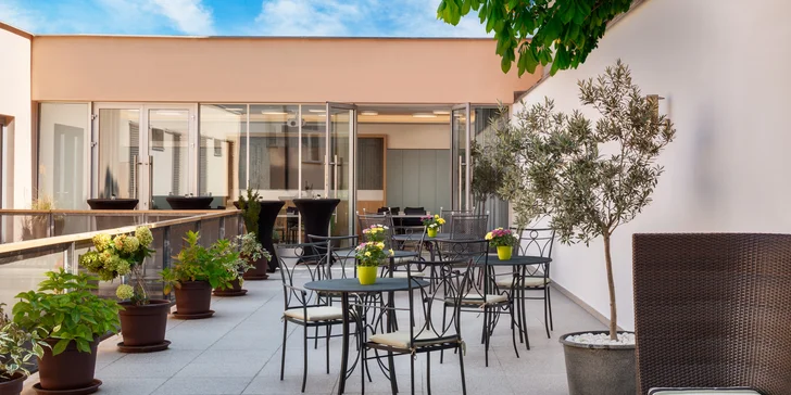 Ubytování se snídaněmi v elegantním hotelu pár kroků od O2 areny