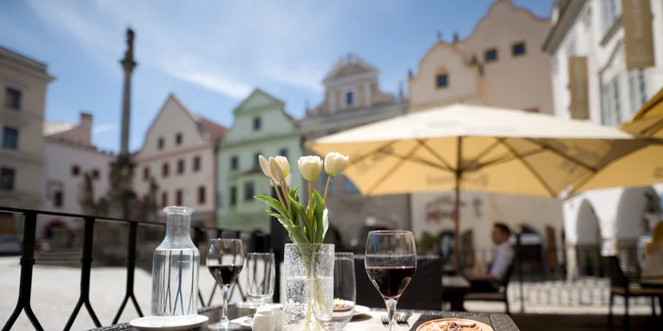 Kouzlo Českého Krumlova: pobyt ve zrekonstruovaném hotelu se snídaní