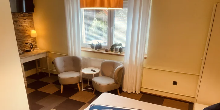 Pohoda v penzionu v Litomyšli: snídaně, sauna a centrum na dosah