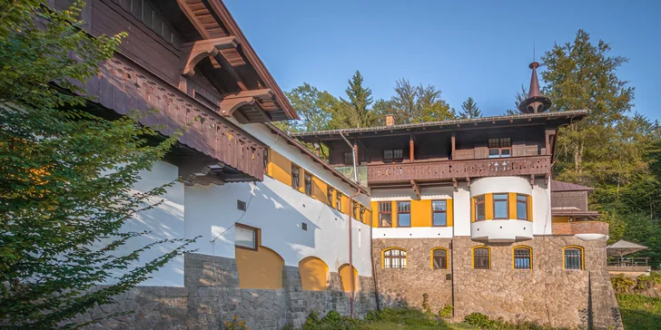 Nově zrekonstruovaný lovecký zámeček nad Libercem se snídaní pro 2–4 výletníky