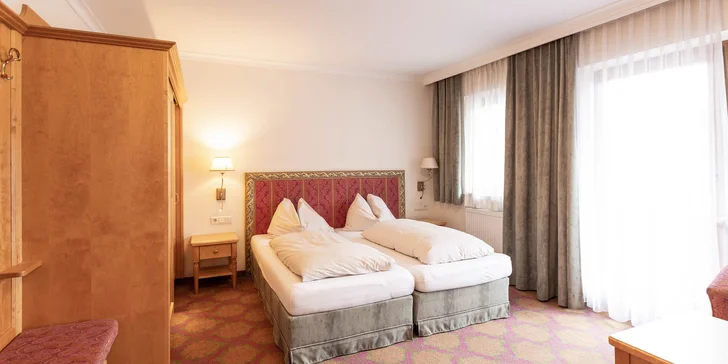 Dovolená v Mayrhofenu v Zillertalských Alpách: 3* hotel v Zillertalu, snídaně i výlety