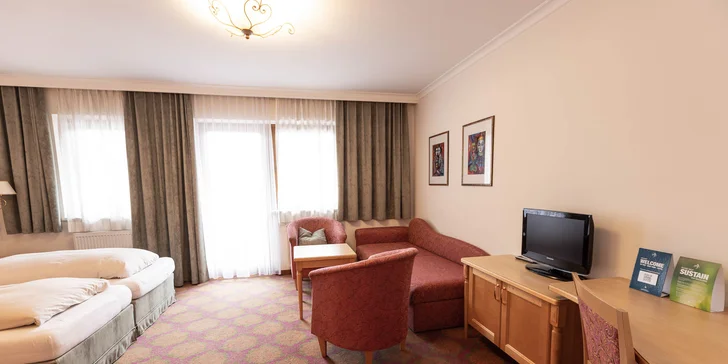 Dovolená v Mayrhofenu v Zillertalských Alpách: 3* hotel v Zillertalu, snídaně i výlety