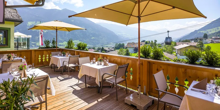 Dovolená v Zillertalu: hotel u lanovky, polopenze a neomezený wellness s výhledem