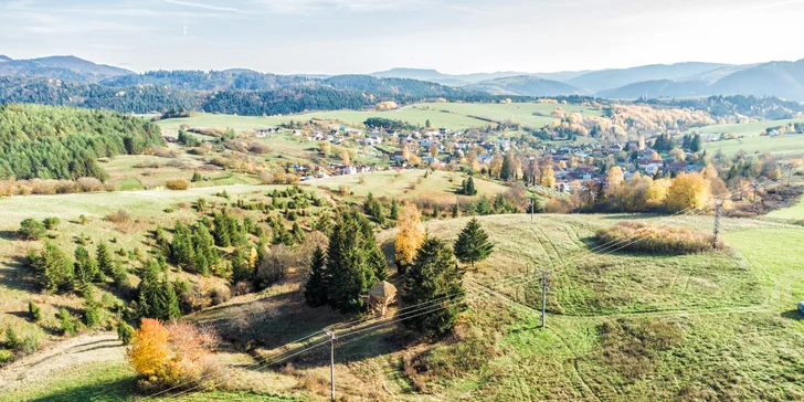 Krásný domek na stromě s velkou terasou: relax a romantika uprostřed tiché přírody