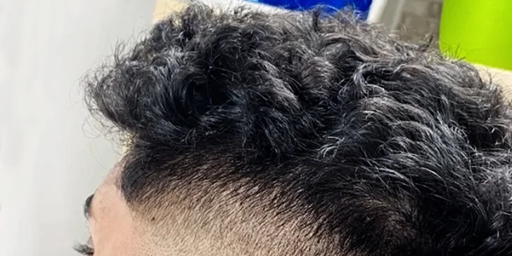 Barber Hustopeče: střih pro chlapce i nový účes vč. vousů pro pány