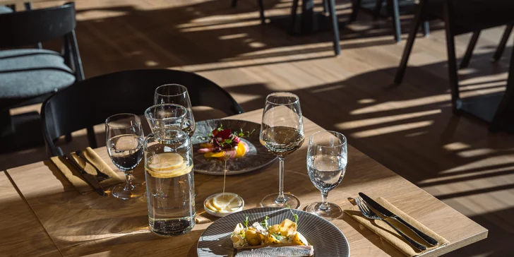 5* hotel v polských Krkonoších: snídaně nebo polopenze i vstup do wellness s termální vodou