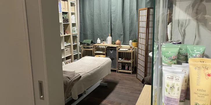 60 min. relaxu: Breussova masáž či masáž baňkami vč. moxování