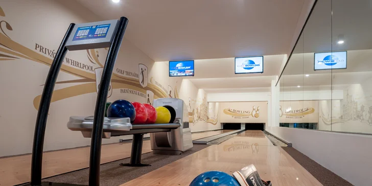Romantika v Hluboké nad Vltavou: 4* zámecký hotel, luxusní wellness i jídlo