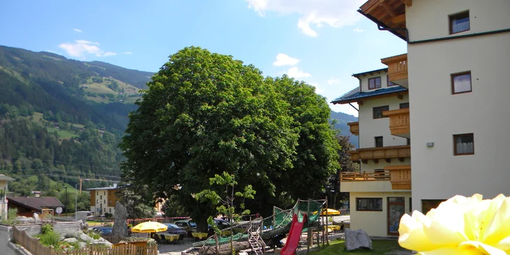 Pobyt v tyrolském Zillertalu: výlety, all inclusive, adult-only wellness se saunou a parní lázní