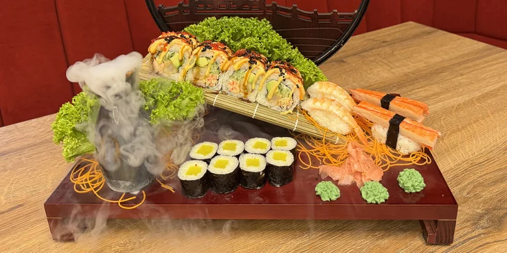 Sushi sety s tuňákem, avokádem i kaviárem či úhořem a krabem: 16–73 ks