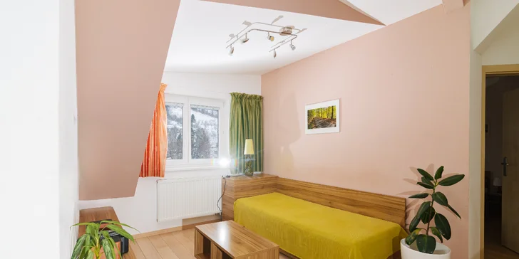 Pobyt v Beskydech s domácí kuchyní a divadelní noc včetně vstupenek