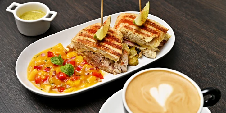Kubánský brunch podle výběru nebo churros s nápojem pro 1 či 2 osoby