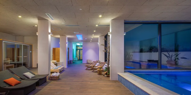 Dokonalý relax na Jadranu: 4* adult only hotel se snídaní, infinity bazén a sauny