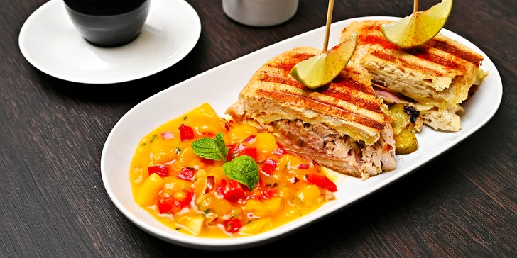 Kubánský brunch podle výběru nebo churros s nápojem pro 1 či 2 osoby