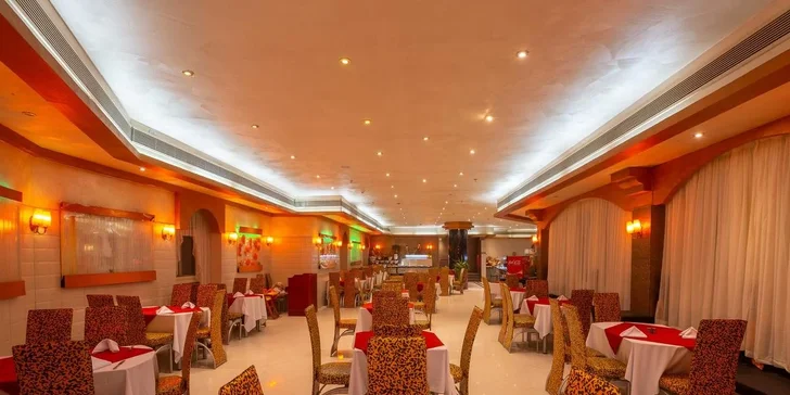 Dovolená v Hurghadě: 4* hotel Sphinx Aqua Park Beach Resort, all inclusive, 5 bazénů a let