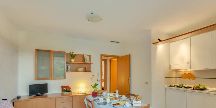 Apartmány v Itálii: polopenze, bazén, vodní sporty, animace i půjčení kol