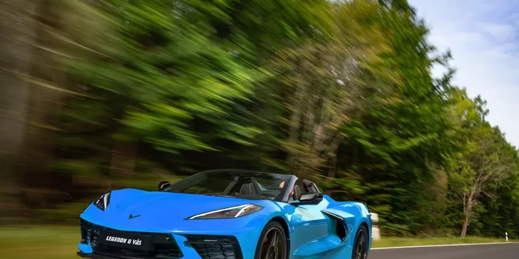 Jízda v Corvette C8 Convertible na okreskách v okolí Berouna, Mostu, Hradce Králové, České Lípy nebo Brna