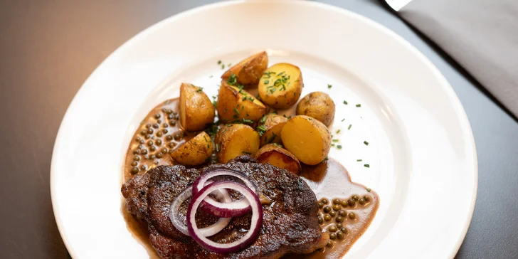 Vouchery na 500–1 500 Kč do moderní restaurace ve Vítkovicích: česká klasika i zahraniční dobroty