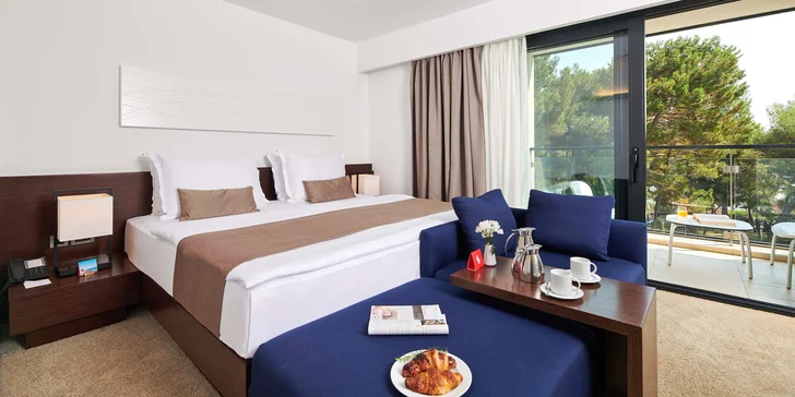 Moderní hotel v chorvatské Poreči: přímo u pláže, s polopenzí a wellness