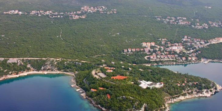 Chorvatsko na pohodu: pobyt v rodinném resortu kousek od pláže, snídaně nebo polopenze
