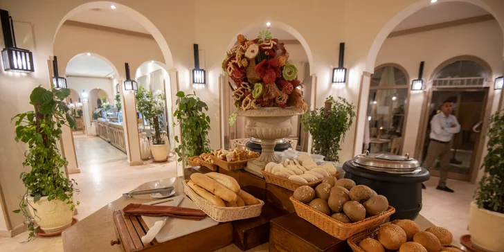 Egypt all inclusive: hotel The Grand Makadi****+ v letovisku Makadi Bay přímo u pláže
