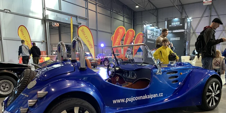Pohodová vyjížďka: zapůjčení dvoumístného kabrioletu Roadster Kaipan 14 na 2 hod. i víkend