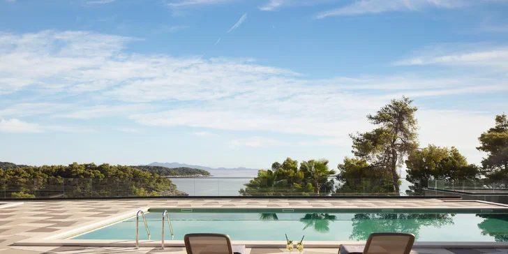 Dovolená na chorvatském ostrově Korčula: nový 4* hotel se snídaní či polopenzí i bazény, až 3 děti zdarma