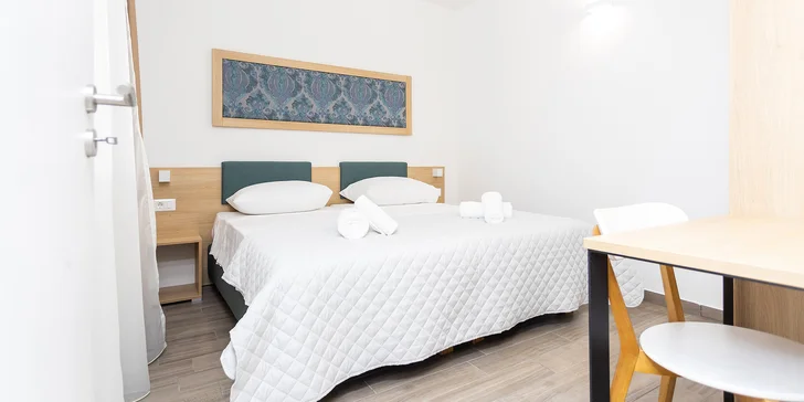 Pohoda a klid na Jadranu: rodinné apartmány kousek od pláže, bazény, animace