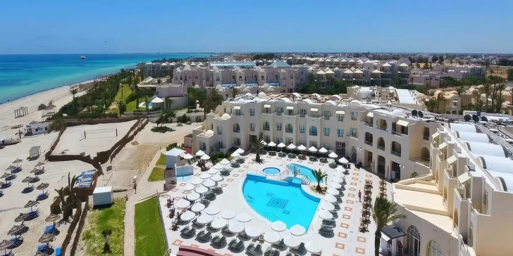4* Tunisko: pobyt s all inclusive a písečnou pláží hned u hotelu, v ceně letenka i transfer