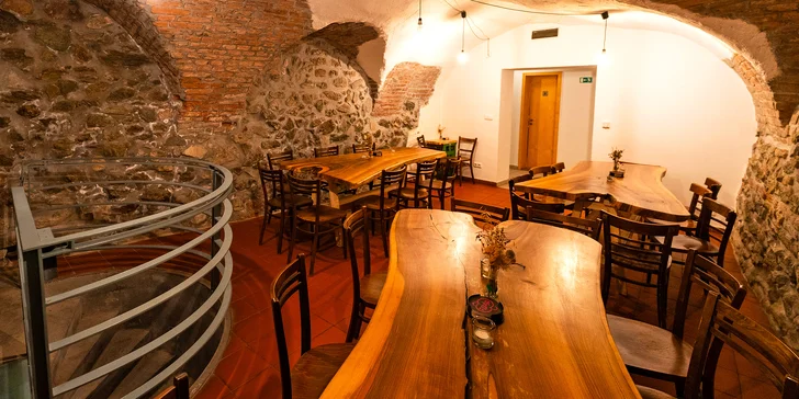 Ochutnávkový set piva a tradičních dobrot z britských pubů až pro 8 osob