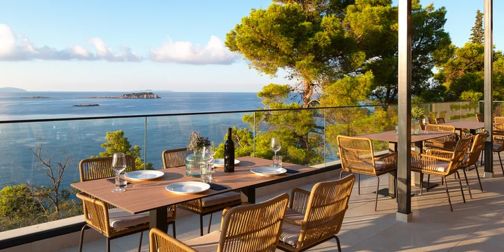 Dovolená na chorvatském ostrově Korčula: nový 4* hotel se snídaní či polopenzí i bazény, až 3 děti zdarma