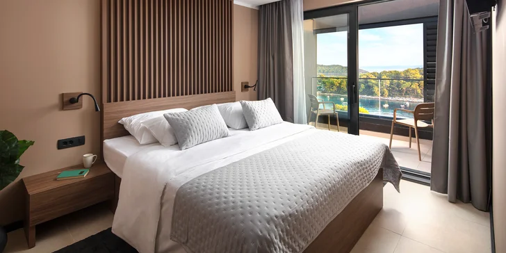Dovolená na chorvatském ostrově Korčula: nový 4* hotel se snídaní či polopenzí i bazény, až 3 děti zdarma