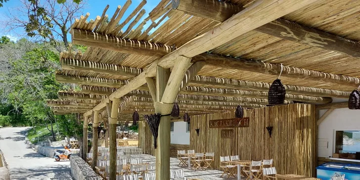 Chorvatsko na pohodu: pobyt v rodinném resortu kousek od pláže, snídaně nebo polopenze