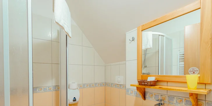 Pobyt s wellness u Nízkých Tater: hotel u Liptovské Mary, snídaně nebo polopenze, sauna i vířivka
