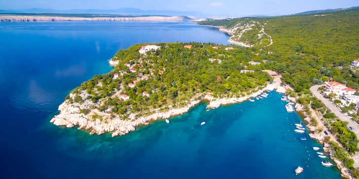 Chorvatsko na pohodu: pobyt v rodinném resortu kousek od pláže, snídaně nebo polopenze