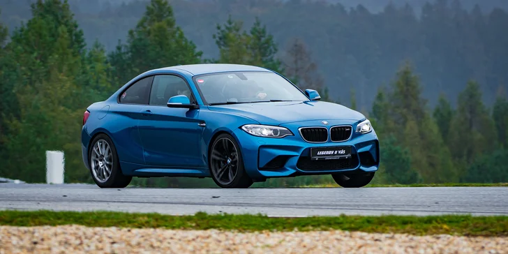 20–40 min. parádní jízdy v BMW M2 F87 na okresní silnici jako řidič či spolujezdec
